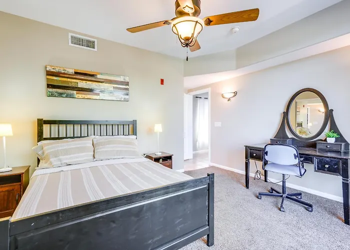 1 Mi To Park: Well-equipped Condo! Holiday home